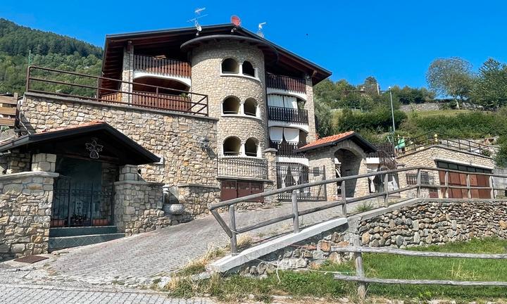 Bilocale a Monno (Bs)