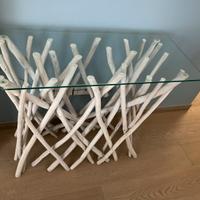 Tavolino con piano in vetro