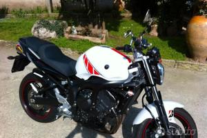 YAMAHA FZ6 S2 