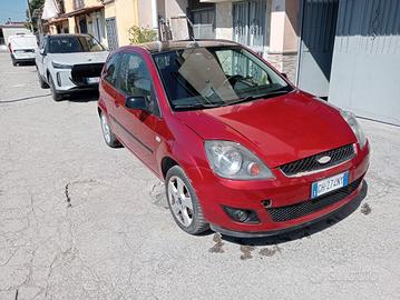 Ford fiesta 2008 1.4 tdci 180 mila km