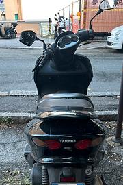 Scooter majesty 125
