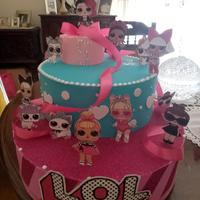 Torta finta scenografia Lol Surprise
