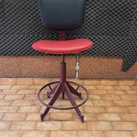 Sedia da officina vintage. 