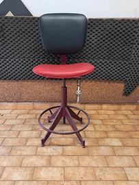 Sedia da officina vintage. 