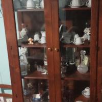 Vetrina  in legno