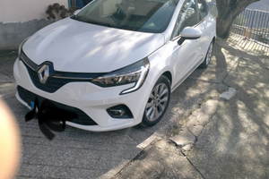 Clio 1.0 TCE zen GPL 100 cv my21