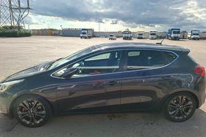 Kia CEE'D GTDI PLATINIM