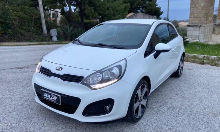 KIA Rio 1.4 CRDi 3p. Cool GUIDABILE DAI NEOPATEN