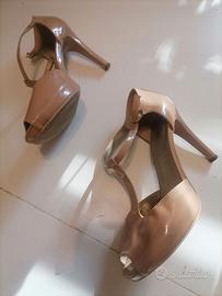 Scarpe da donna con il tacco