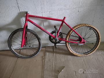 bicicletta usata BMX 