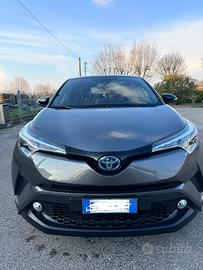 Toyota C-HR 1.8 Hybrid E-CVT Lounge