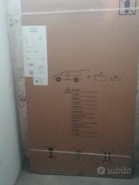 Parete vasca bagno in vetro temperato. 