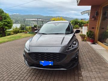 Ford Kuga ST Line plug-in