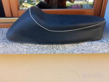 Sella monoposto Vespa PX e modelli compatibili 