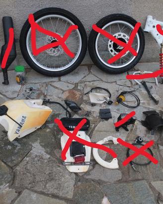 Ricambi yamaha TT 350 VEDI ELENCO