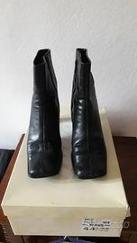 Stivali donna n. 37 e n. 38