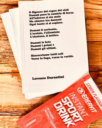 Dammi pure  la camicia di forze