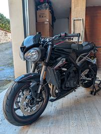 STREET TRIPLE RS 