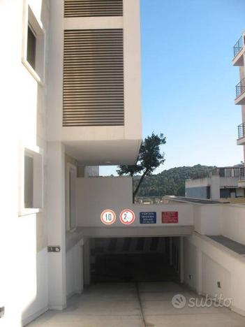 POSTO AUTO IN PRESTIGIOSO CONDOMINIO