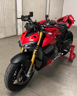 Ducati Streetfighter V4S