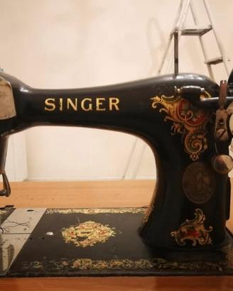 Macchina da cucire singer a pedale
