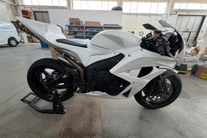 HONDA CBR 600 RR - PISTA