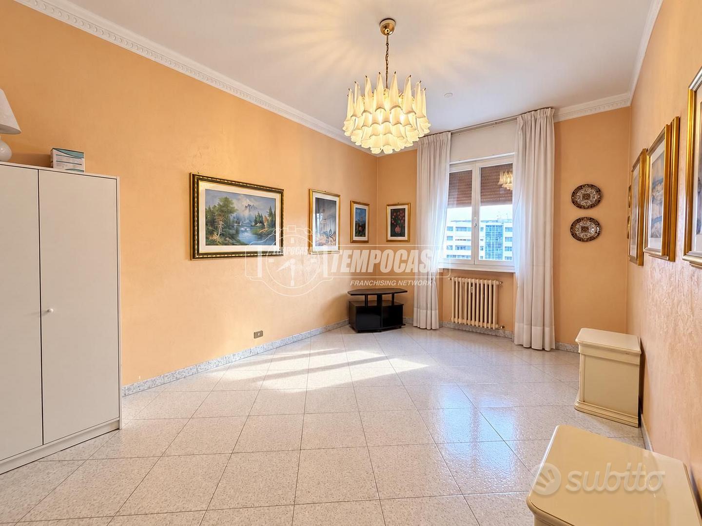 Appartamento – Bologna, Quadrilatero, Santo Stefano - Altro