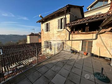 CASA SEMINDIPENDENTE A CASTELL'ALFERO