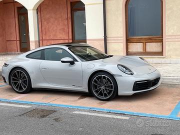 Porsche 911 (992) - 2021