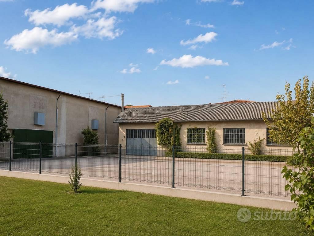 Immobile di 270 m² con 1 locale a Calcinato - Vista 2