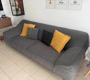 Divano tre posti di design LABARTINO comodissimo