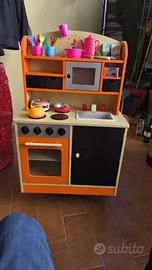 Cucina giocattolo in legno per bambini + accessori