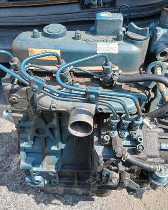 Motore Diesel Kubota d1105 da riparare