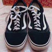 Scarpe da uomo sportive Vans originali numero 43.