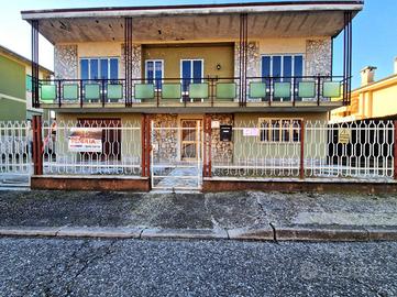 VILLA SINGOLA A BORGO VIRGILIO