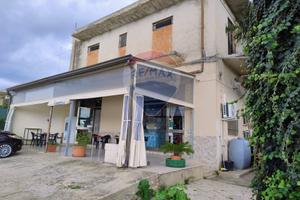 Locale Commerciale - Modica