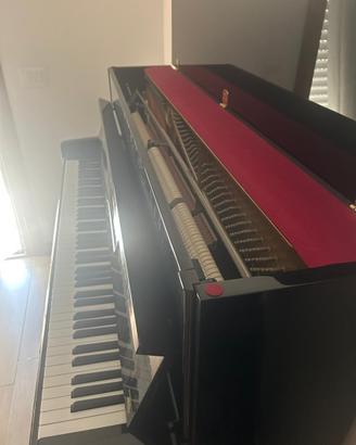 Pianoforte yamaha b2