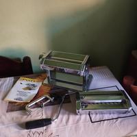 Macchina per fare la pasta.