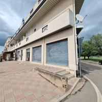 Locale Commerciale in centro paese