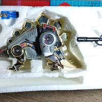 Takara GIG Trasformer 1984 -DINOSAUROS ROBOT N. 4