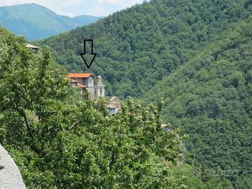 tipica casa di paese a Triora fraz cetta
