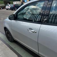 PORTA SPORTELLO ANT SX LANCIA YPSILON 2016