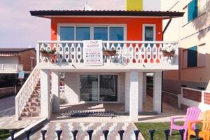 Bibione spiaggia: villa fronte mare