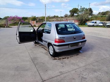 Peugeot 106 