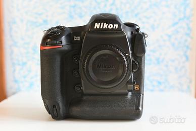 Nikon D5 con soli 20.000 scatti  versione CF