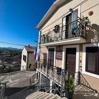 2 Casa Vacanze dai 2 ai 14 posti letto