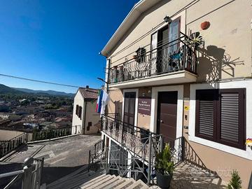 2 Casa Vacanze dai 2 ai 14 posti letto