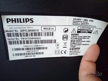 Philips tv model No: 32FL3008H/12 TELECOMANDO UNIV - Audio/Video In vendita  a Varese