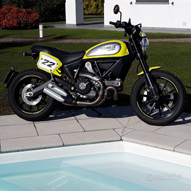 Ducati scrambler flat track pro