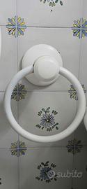 Arredo bagno vintage bianco
